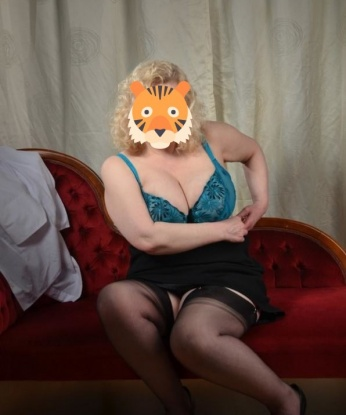 Анкета проститутки Леночка - город Муги, 40 лет, №6304